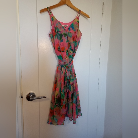 BB Dakota Spring Easter Floral Wrap Dress with Waist Belt - Picture 1 of 7